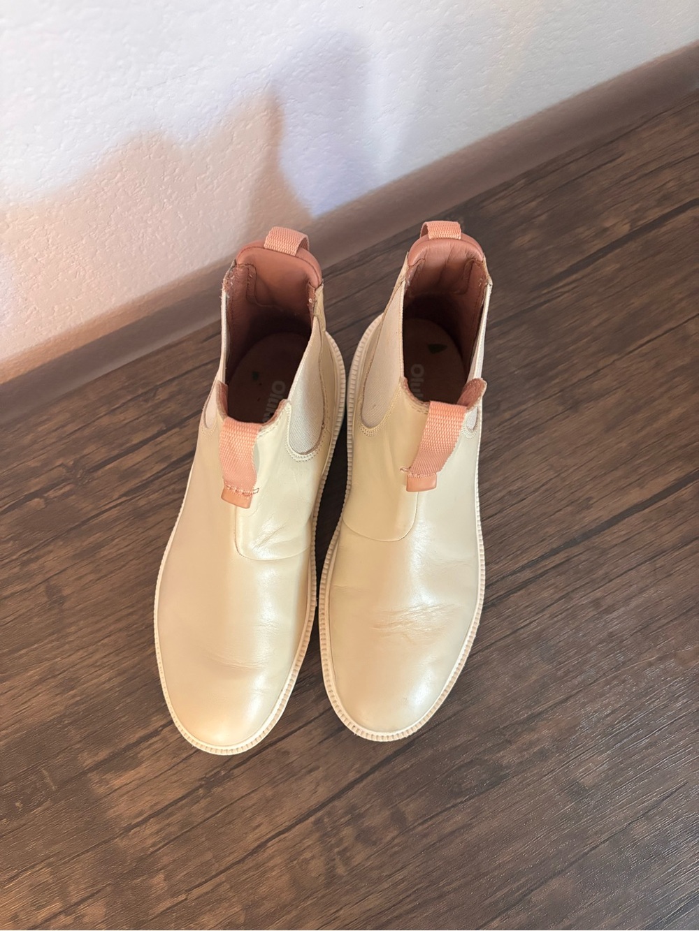 OluKai Hehi women’s boots size 7 - Picture 7 of 10